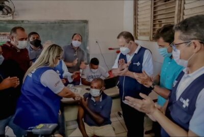 Vice-governador Carlos Brandão acompanha a força-tarefa para vacinação em Alcântara