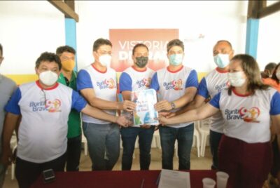 Roberto Costa participa com a prefeita Luciana Leocadio dos 90 anos de emancipação política de Buriti Bravo