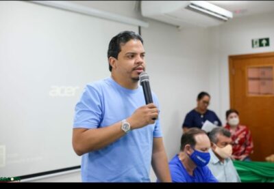 PREFEITO DE PINHEIRO ANTECIPA PAGAMENTO DOS SERVIDORES DA EDUCAÇÃO
