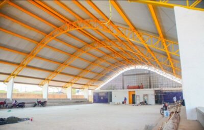 Prefeitura de Pinheiro retoma as obras de construção das quadras poliesportivas das escolas da rede municipal