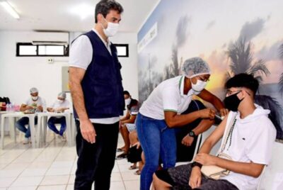 Braide anuncia 3ª dose para adolescentes de 12 a 17 anos