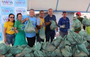População de Viana recebe 15 kg de pescado em ação da Prefeitura