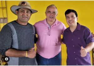 Em Pedro do Rosário, prefeito Toca Serra entrega pescados para a ceia da Semana Santa