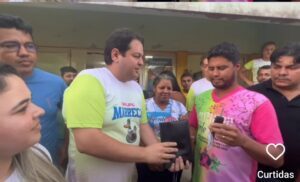 Deputado federal Marreca Filho entrega ambulância para comunidade rural de Santa Luzia