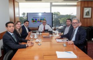 Ao lado da bancada do PL, Josimar e Detinha se reúnem com o ministro Alexandre Padilha em Brasília
