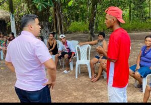 Prefeito Calvet Filho entrega nova estrada em povoado de Rosário