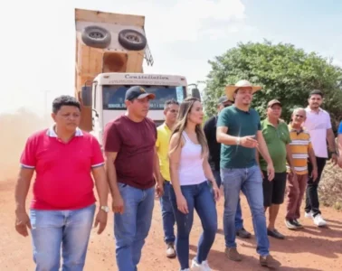 Prefeito Luciano, Dra. Thaiza, secretários e vereadores vistoriam obras em nos polos da zona rural de Pinheiro