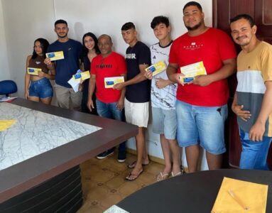 Peri Mirim: Heliezer do Povo; Apoiando o Futuro dos Estudantes