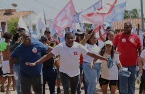 Fábio intensifica caminhadas e se emociona com população nas ruas…