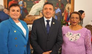Promotoria pede que prefeito e primeira-dama de Carolina evitem autopromoção nas redes sociais oficiais