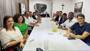Brandão reúne grupo para definir candidatura única para Prefeitura de São Luís