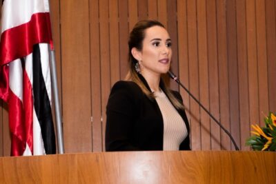 No MA, deputada quer combater vício em tecnologia