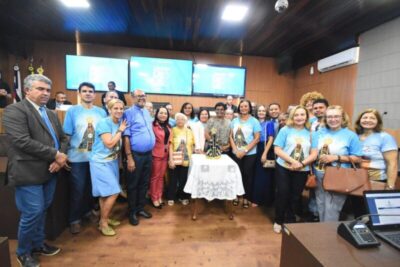 Câmara municipal de São Luís recebe a visita da padroeira do Brasil