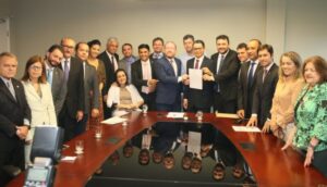 Emendas de R$ 4,2 milhões para Aldenora Bello é iniciativa do Dr. Yglésio…