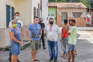 Vila Padre Xavier recebe mutirão de limpeza por indicação de Ivaldo Rodrigues