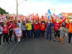 Didi do PP participa de caminhada na Cidade Olímpica