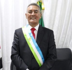 DENÚNCIA! Comissionados da Prefeitura de Viana estão sem receber salários