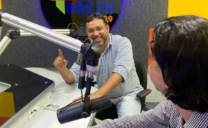 Pesquisa revela onde o eleitor da Grande Ilha busca informação sobre política