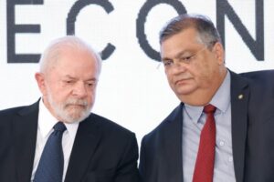 Alema entrega medalha “Canhoteiro” aos desportistas Emílio Moreira e professor Betinho