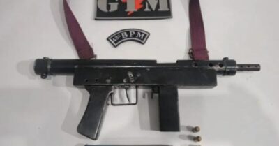 Adolescente é apreendido com uma metralhadora