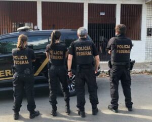 Operação da PF combate grupo criminoso especializado em fraude no INSS