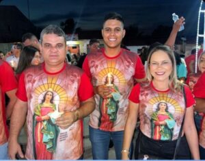 Júnior França participa da celebração em homenagem à Santa Luzia