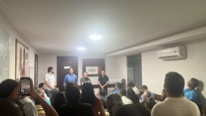 Imagem do dia: Eduardo Braide visita sede do MDB e apresenta meta de ajudar a eleger pelo menos três vereadores do partido