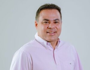 Joãozinho Pavão lidera com ampla vantagem disputa pela prefeitura de Santa Helena, diz pesquisa