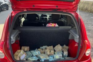 R$ 1 milhão? Saiba o valor exato encontrado em porta-malas de carro abandonado em São Luís