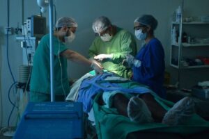 Médicos e Prefeitura tentam resolver crise no Socorrão de Imperatriz em audiência
