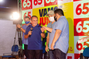 Grande manifestação política confirma pré-candidatura de Dr. Bonifácio a prefeito de São Benedito do Rio Preto