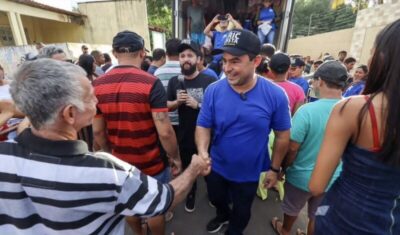 Deputado Eric Costa distribui dezenas de toneladas de frango com a população de Barra do Corda