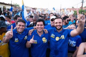 Felipe dos Pneus segue arrastando multidão nas ruas do Bairro Sabbak em Santa Inês