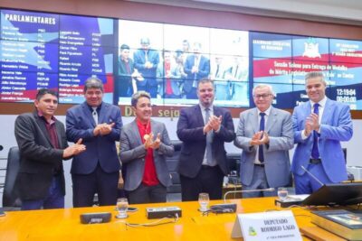 Assembleia concede Medalha do Mérito Legislativo “João do Vale” ao cantor e compositor Tom Cleber