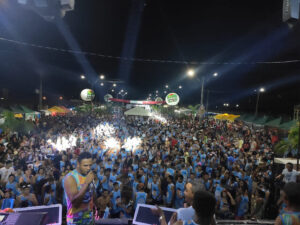 Com corredor da folia lotado, Carnaval de Urbano Santos segue como um dos melhores do Baixo Parnaíba