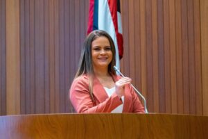 Fabiana Vilar repercute agenda ao interior do estado e homenagem às mulheres