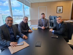 Prefeito Eudes Barros busca apoio em Brasília para Infraestrutura de Raposa