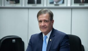 Aluísio Mendes e Alan Garcês assinam pedido de impeachment conta Alexandre de Moraes