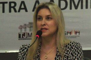 Eliziane vai acionar CNJ contra juíza que prendeu pastor em Coroatá; Dino defende liberdade de culto