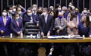 Aliado de Bolsonaro e da maioria da bancada do MA, Lira é eleito presidente da Câmara