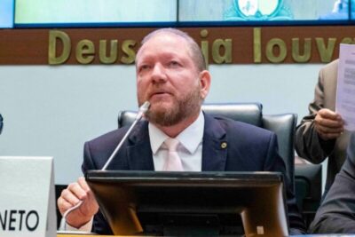 Assembleia Legislativa entrega cestas básicas à população de baixa renda para amenizar consequências da pandemia