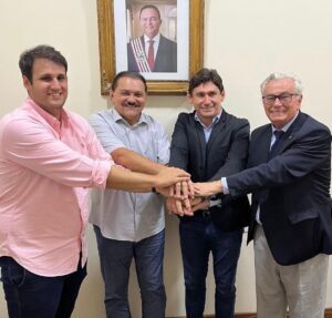 Secretário de Articulação Política do Estado empossa de forma oficial Edimar Franco na regional de Codó