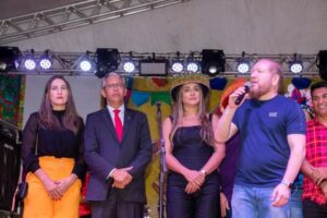 “Depois de dois anos de saudade, estamos de volta”, diz Othelino na abertura do ‘Arraiá do Povo