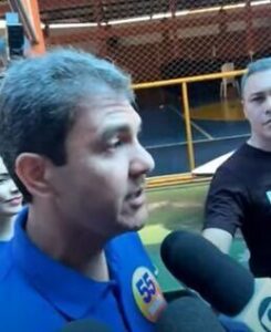 “São Luís vai fazer história e vai dar um recado que quem manda aqui na ilha do amor é o povo”, diz Braide ao votar
