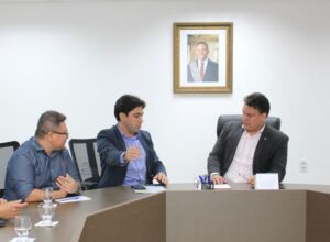 Vargem Grande: Thiago Braz viabiliza implantação do Ejatec na Escola Newton Neves