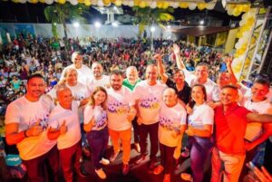 Iracema Vale prestigia entrega de cestas básicas a famílias carentes de São José de Ribamar