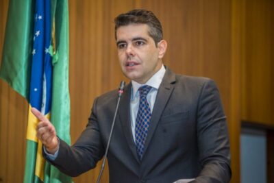 Adriano Sarney assume a MOB e Felipe Camarão comanda a Seduc no Governo Brandão