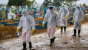 1.910: Em novo recorde Brasil tem quase 2 mil mortes por Covid-19 em 24 horas