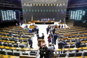 Câmara trabalhará 9 dias em agosto e setembro para foco dos deputados nas eleições municipais