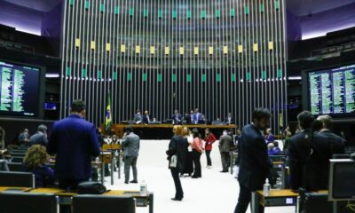 Câmara Federal aprova taxação de 20% para compras internacionais abaixo de $50